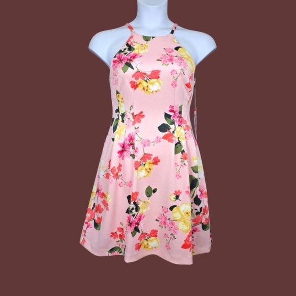 Vince Camuto Womens Pink Floral Print Scuba Fit & Flare Dress Size 6 NWT - Picture 1 of 7